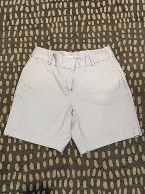 LOFT Light Gray Classic Riviera Tailored Shorts Sz 6